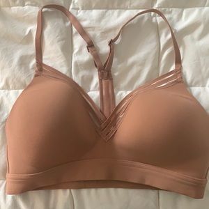Athleta Everyday Bra in Powervita!